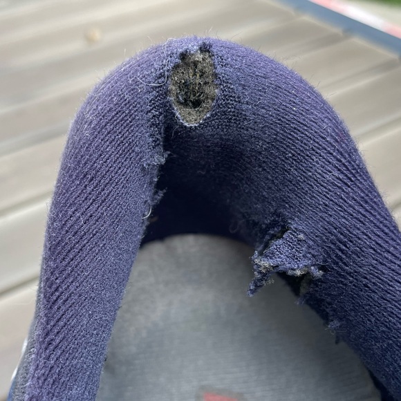 Brooks adrenaline running shoes size 11.5 men’s. - Picture 7 of 8